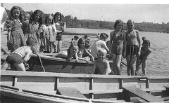 Washington Cousins- 7-Gathering to swim and play at Lake Samamish