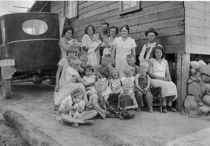 Grandmother Emma Leora Meyers and 2 generations-July 4 1934