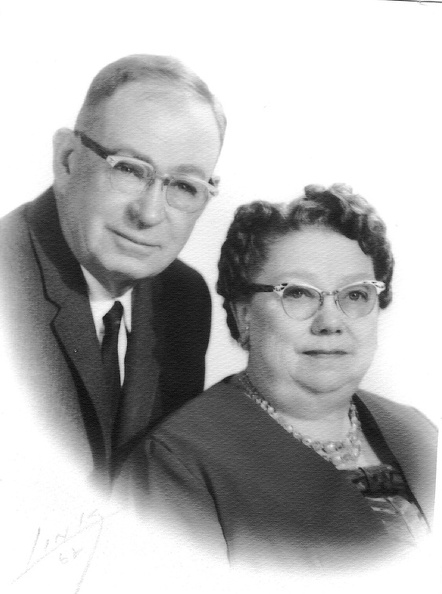 mom__and__pop_anderson-1962.jpg